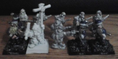 Gnome line cropped.jpg