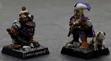 Dwarf baggage guards1.jpg