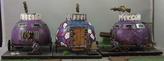Dwarf tanks painted3.JPG
