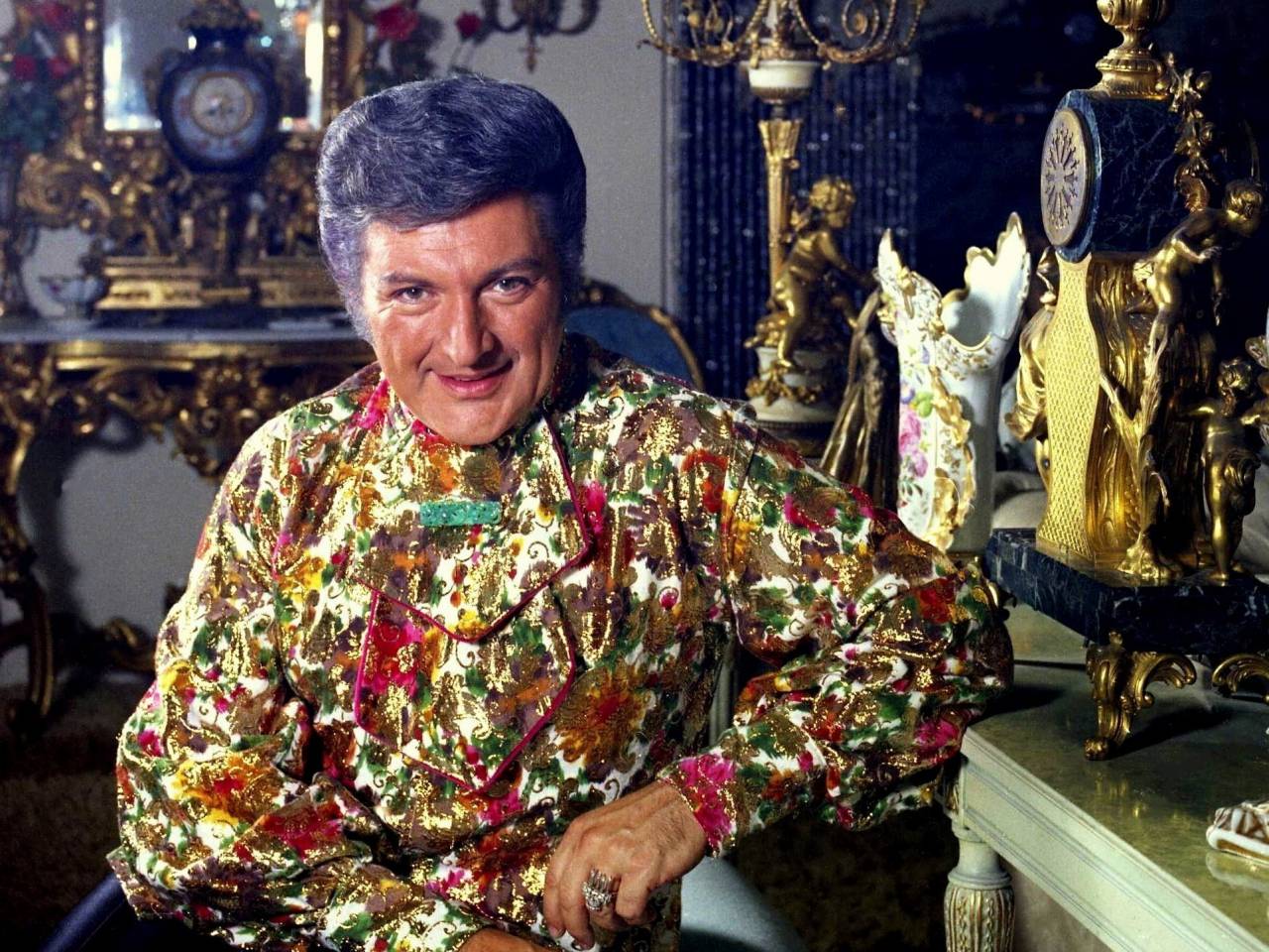 Liberace_Colour_Allan_Warren-e1369862399747-1280x960.jpg