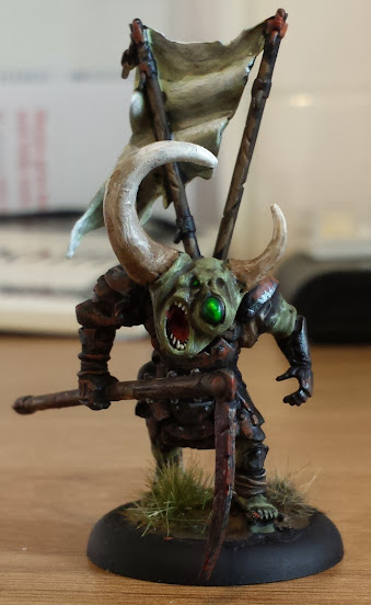 IkQFAZ27U4theRA7YihTglXZhmgkKSNryNm0sLeF9DA=w339-h552-no