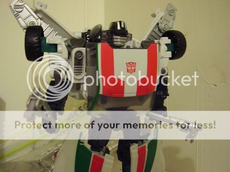 Wheeljack_zpsafd9322f.jpg